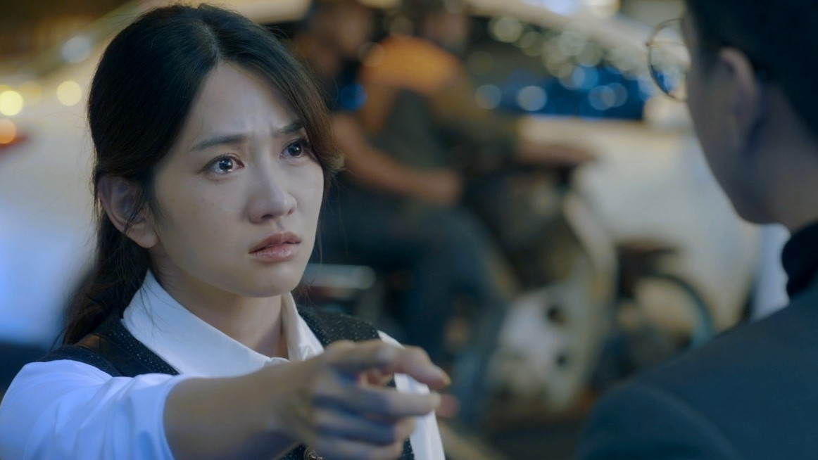 Phim Lỡ hẹn với ngày xanh tập 1: Duyên lỡ hẹn vì va chạm với Hiệp trước công ty