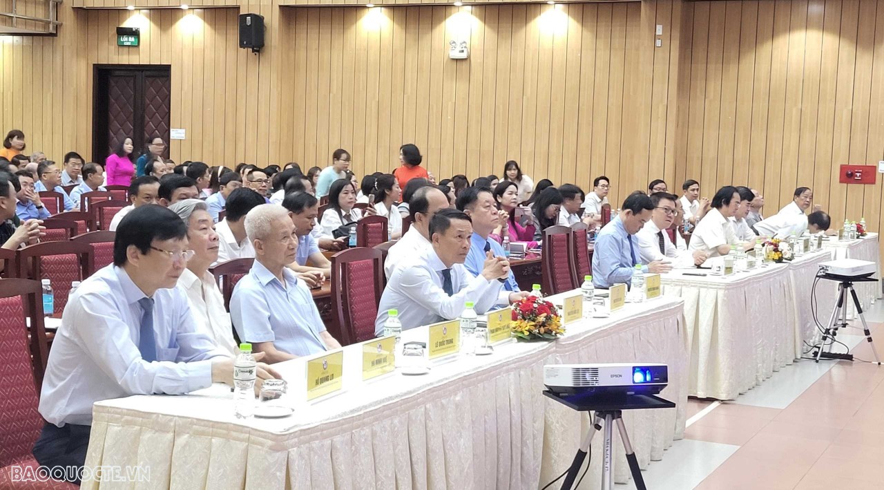 Hội nghị toàn quốc Hội Nhà báo năm 2024: Đoàn kết - Kỷ cương - Đổi mới - Phát triển Hội nghị toàn quốc Hội Nhà báo năm 2024: Đoàn kết - Kỷ cương - Đổi mới - Phát triển