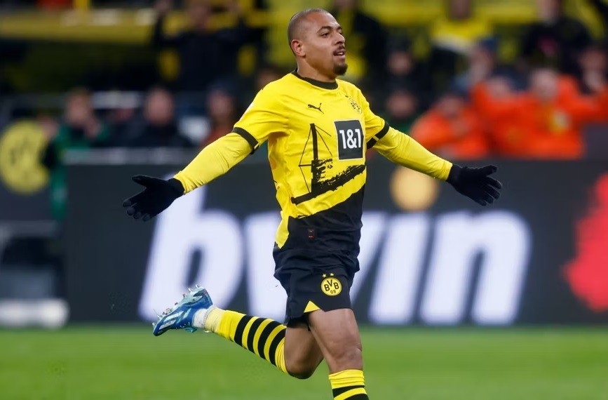 Chuyển nhượng cầu thủ: Arsenal muốn có Joshua Kimmich; MU nỗ lực đàm phán Donyell Malen; Chuyển nhượng cầu thủ: Arsenal muốn có Joshua Kimmich; MU nỗ lực đàm phán Donyell Malen;