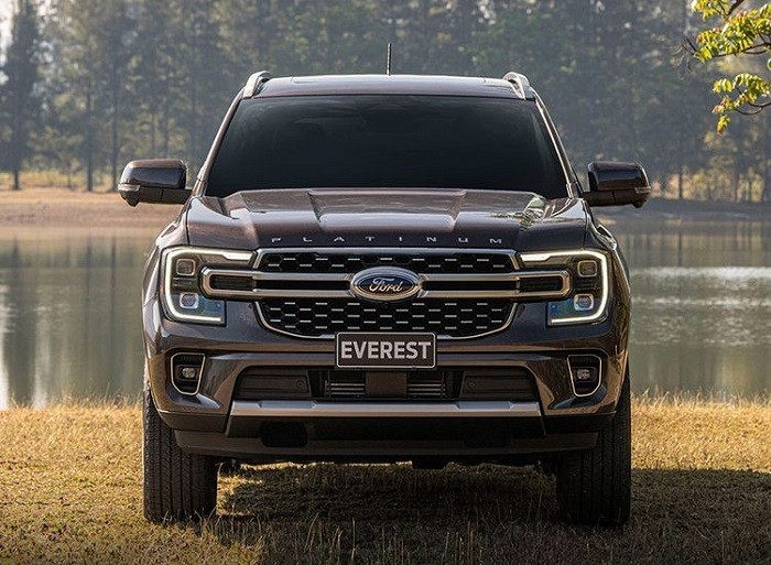 Cận cảnh Ford Everest Platinum 2024 vừa ra mắt tại Thái Lan, giá 1,58 tỷ đồng Cận cảnh Ford Everest Platinum 2024 vừa ra mắt tại Thái Lan, giá 1,58 tỷ đồng
