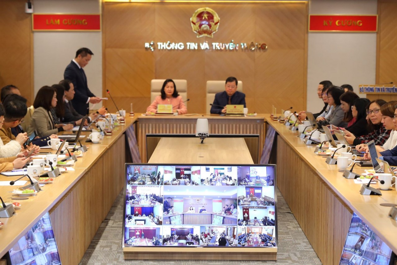 Lễ phát động cuộc thi ảnh, video “Việt Nam hạnh phúc - Happy Vietnam 2024”. Lễ phát động cuộc thi ảnh, video “Việt Nam hạnh phúc - Happy Vietnam 2024”.