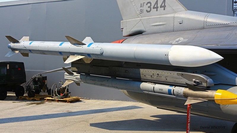 Thụy Sỹ thử tên lửa trên đất Thụy Điển