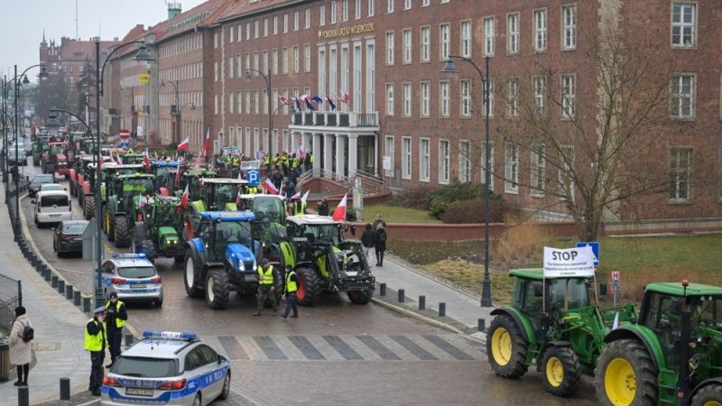 Nông dân Ba Lan nổi giận, cảnh báo ‘cái chết của nền nông nghiệp’, EU đã xuống nước, họ còn muốn gì? (Nguồn: EPA)