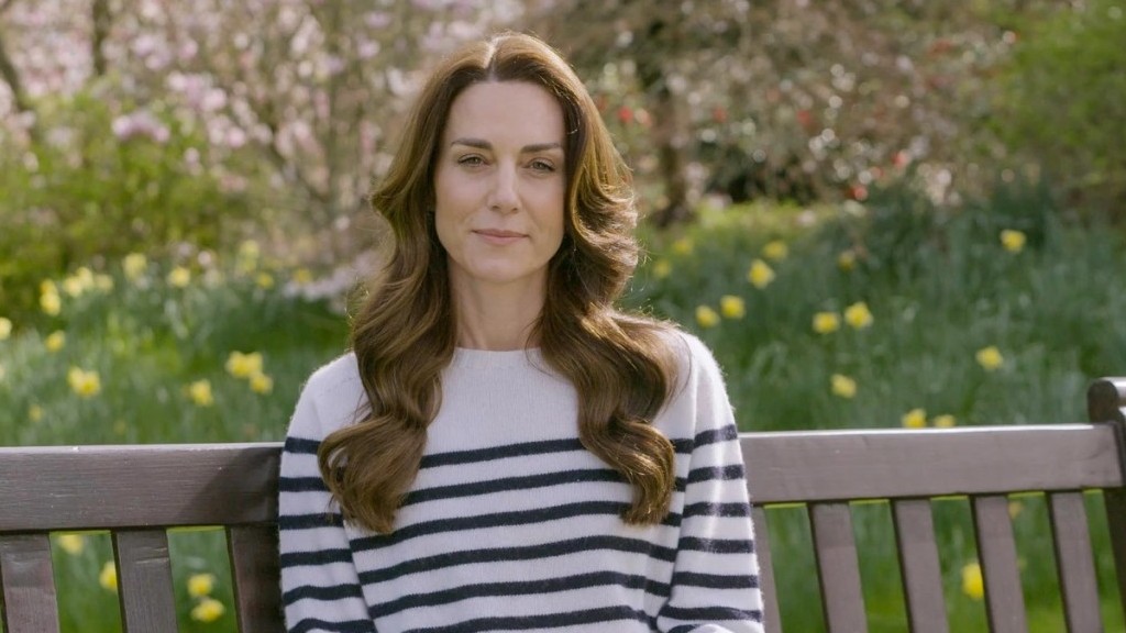 Công nương Kate thông báo đang điều trị bệnh ung thư giai đoạn đầu