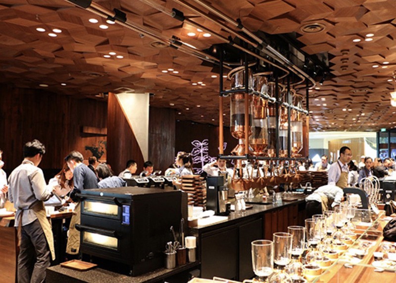 Cửa hàng Starbucks lớn nhất tại Thượng Hải.