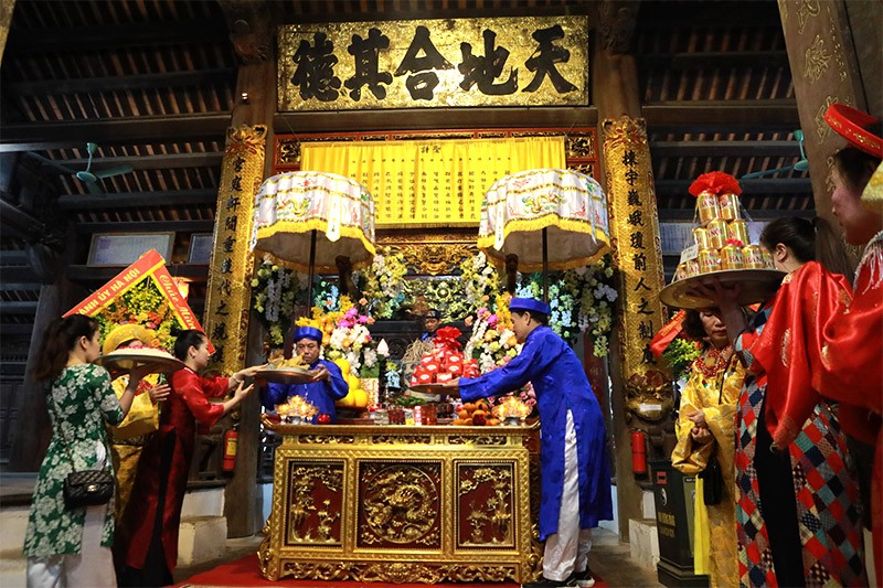 Độc đáo Lễ hội truyền thống Bát Tràng.