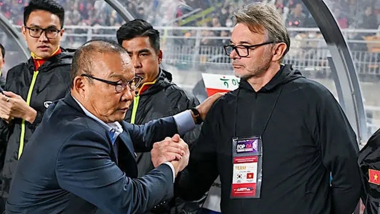 Báo Indonesia so sánh chiến lược của hai nhà cầm quân Đội tuyển Việt Nam