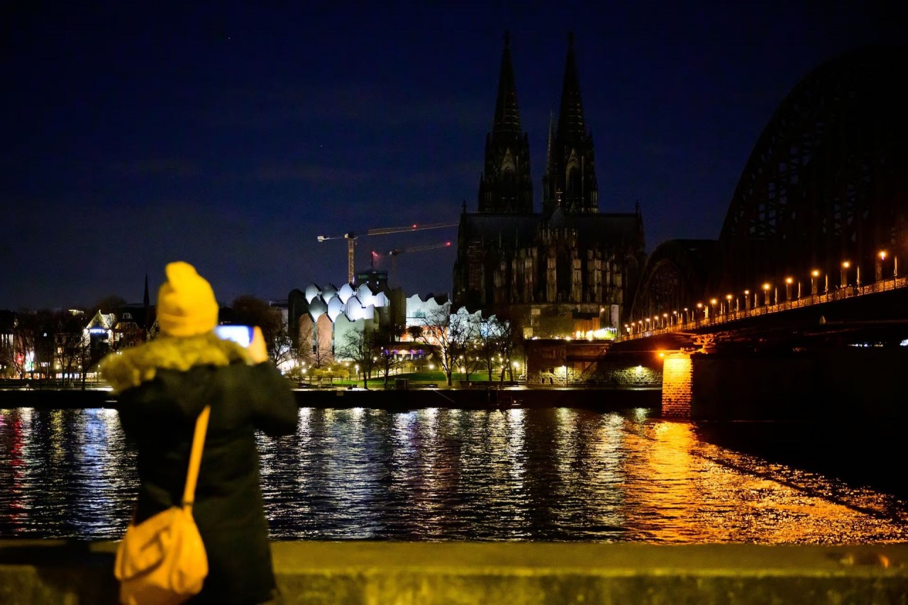 Giờ Trái đất 2024: Đoàn kết vì con người và hành tinh của chúng ta