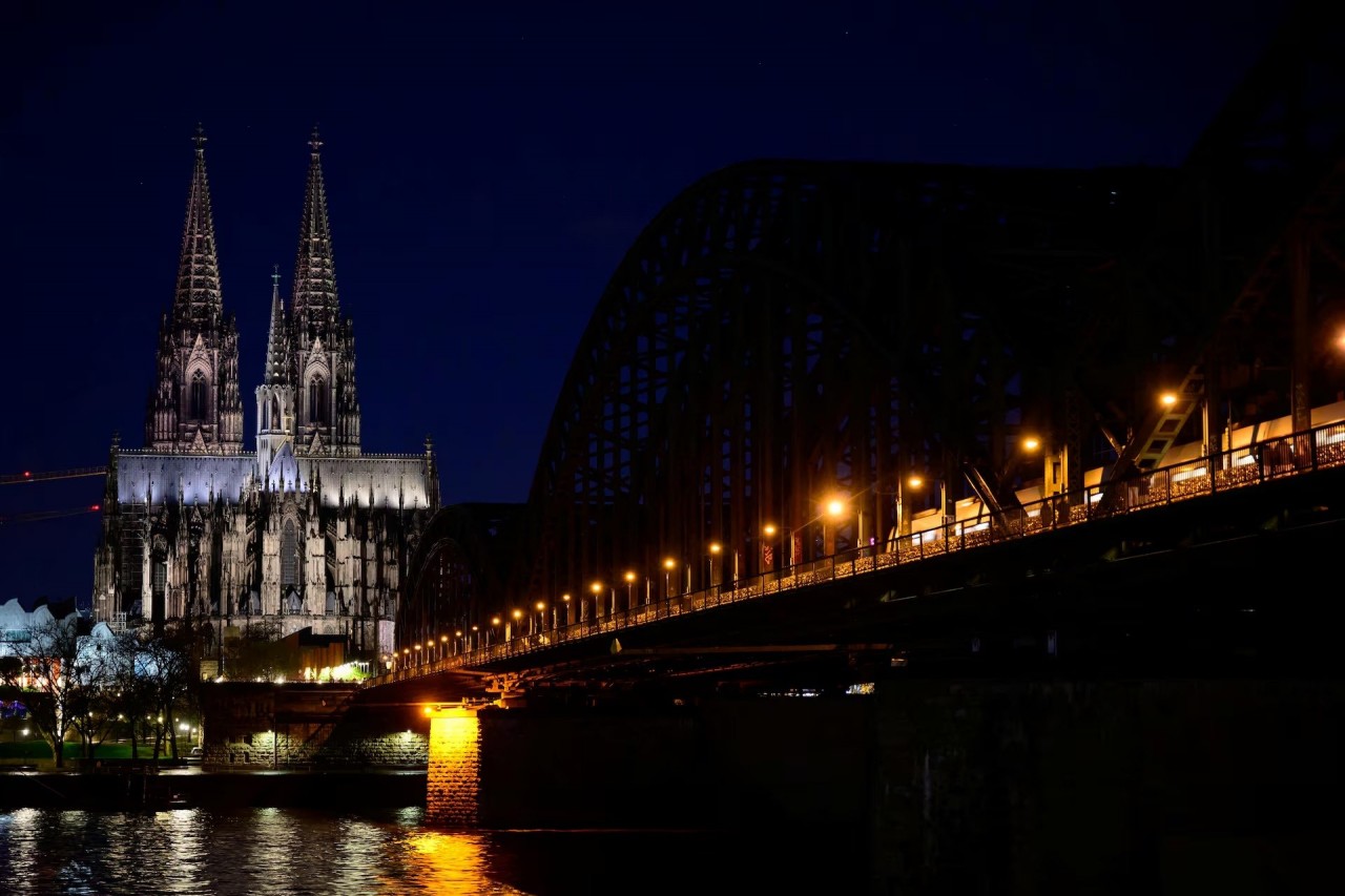 Giờ Trái đất 2024: Đoàn kết vì con người và hành tinh của chúng ta