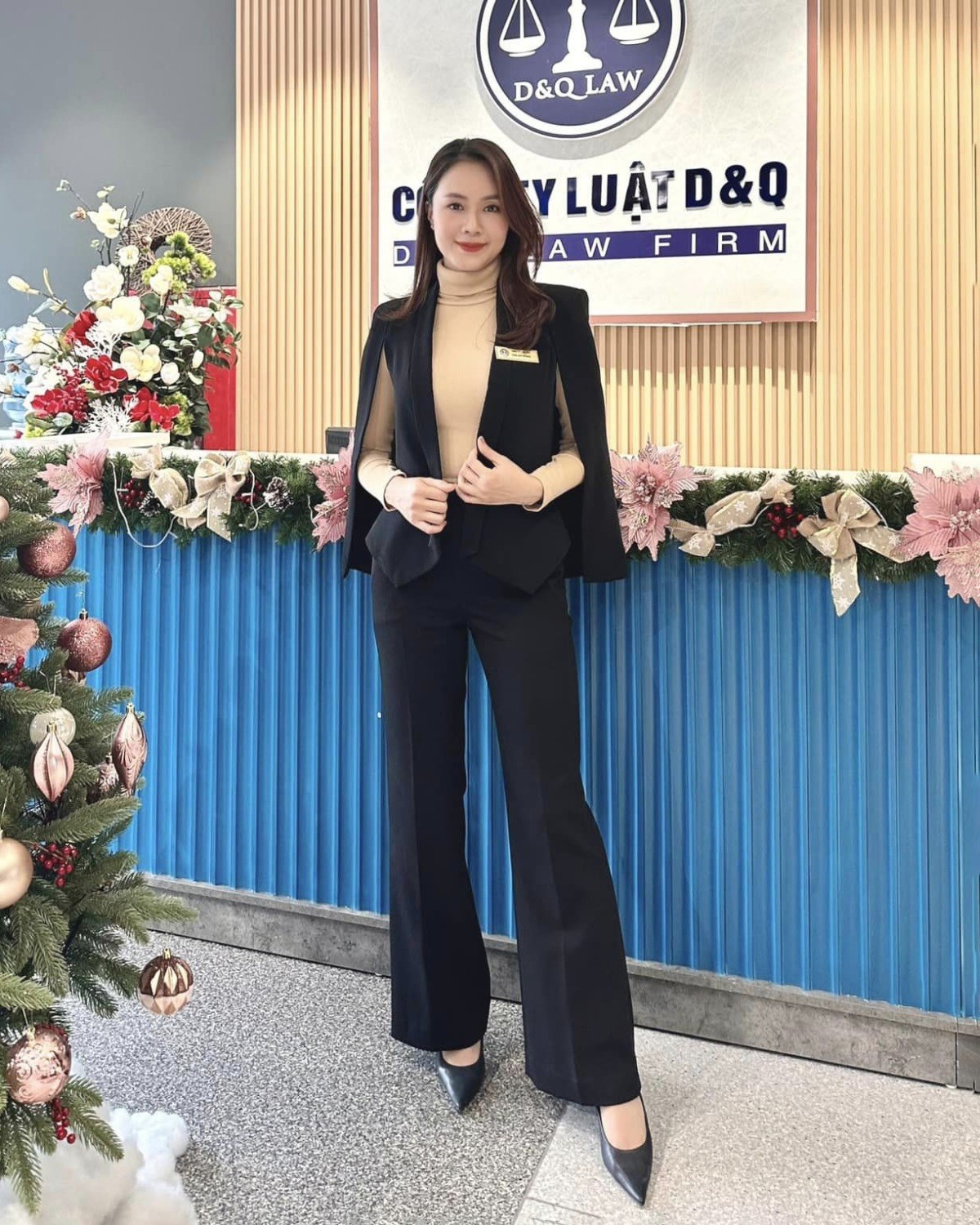 Diễn viên Hồng Diễm và phong cách thời trang công sở trên phim truyền hình Diễn viên Hồng Diễm và phong cách thời trang công sở trên phim truyền hình