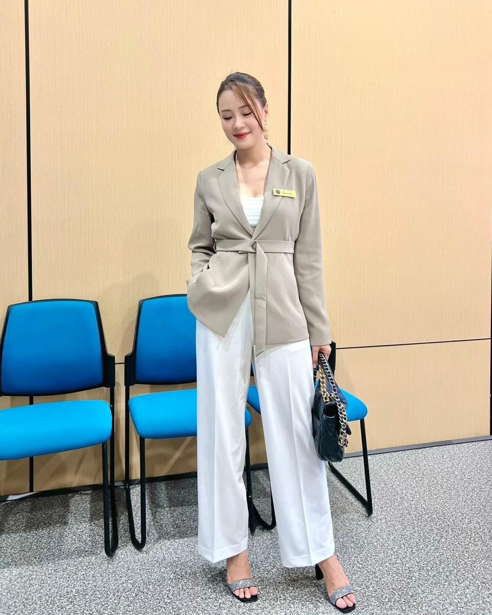 Hồng Diễm Hồng Diễm