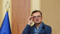 Ngoại trưởng Ukraine chuẩn bị tới một quốc gia châu Á tỷ dân