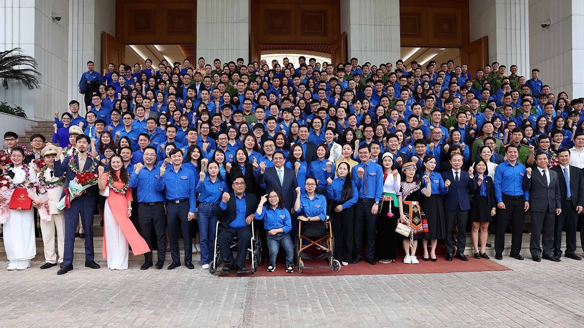 Thủ tướng Phạm Minh Chính chủ trì hội nghị gặp mặt và đối thoại với thanh niên Thủ tướng Phạm Minh Chính chủ trì hội nghị gặp mặt và đối thoại với thanh niên