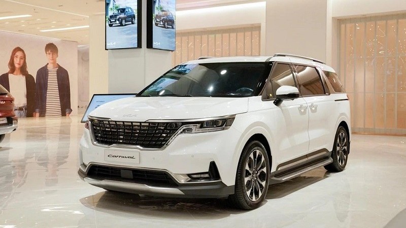 Kia Carnival bổ sung thêm 2 phiên bản mới, giá từ 1,169 tỷ đồng