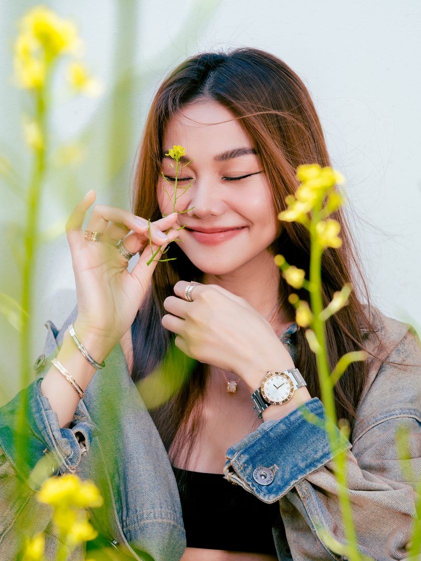 Lý Nhã Kỳ khoe dáng bốc lửa