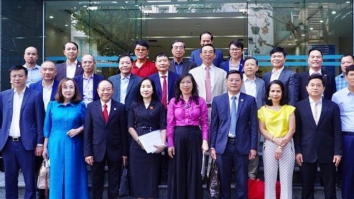 Phổ biến nội dung các luật mới liên quan đến người Việt Nam ở nước ngoài