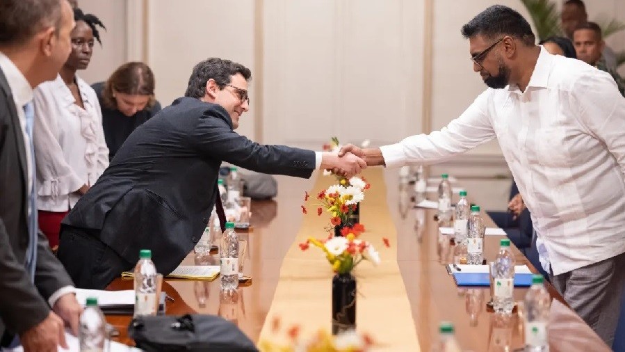 Guyana mua tàu tuần tra Pháp, chuẩn bị đón đại sứ quán đầu tiên của EU