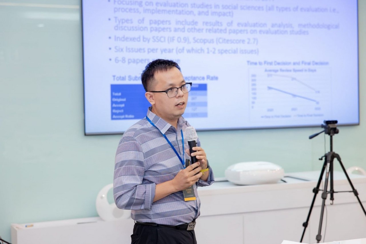 Giáo dục Giáo dục