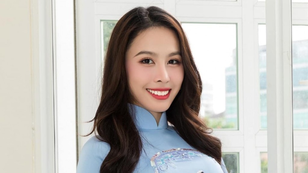 Nhan sắc thăng hạng của Á hậu Ngọc Hằng