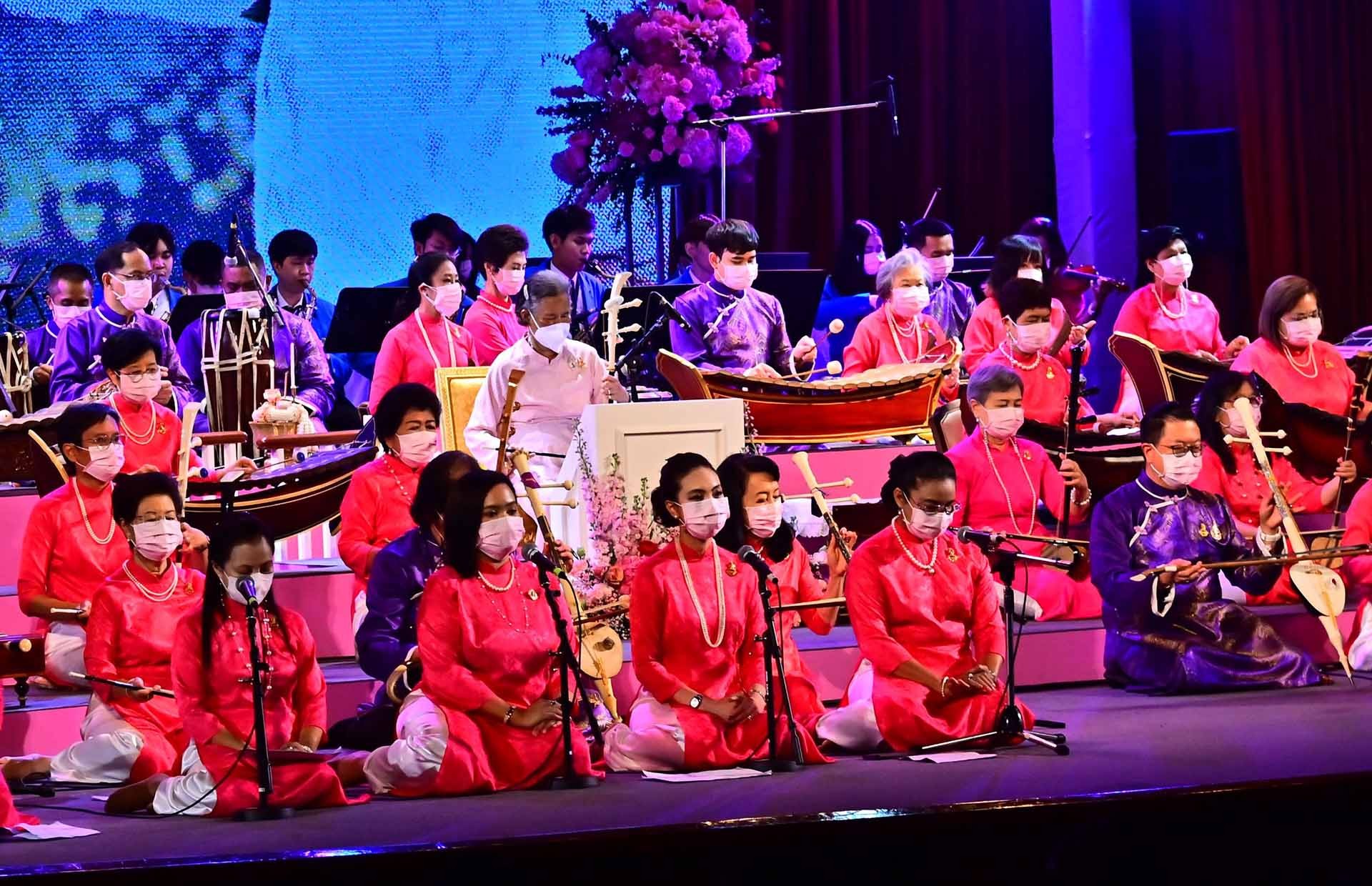 Công chúa Thái Lan sáng tác và trình diễn tác phẩm âm nhạc về Việt Nam Công chúa Thái Lan sáng tác và trình diễn tác phẩm âm nhạc về Việt Nam