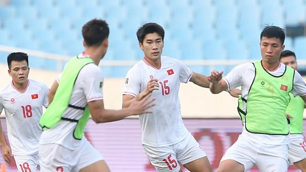 Các tuyển thủ đội tuyển Việt Nam gửi lời chia tay HLV Philippe Troussier