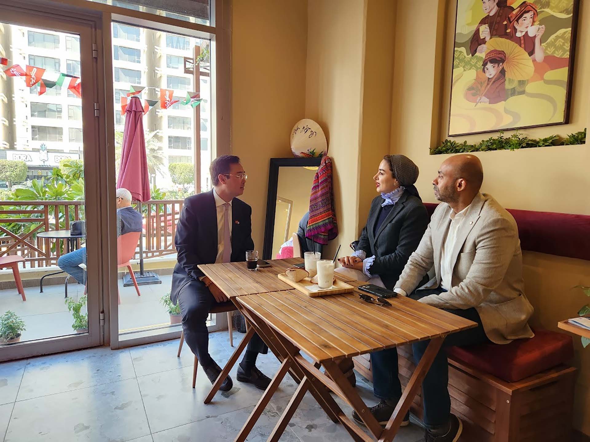 Ngoại giao cà phê - Câu chuyện từ Kuwait Ngoại giao cà phê - Câu chuyện từ Kuwait