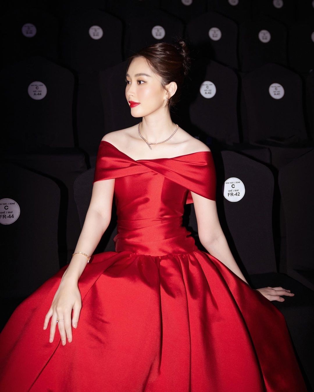 Hoa hậu Đặng Thu Thảo Hoa hậu Đặng Thu Thảo