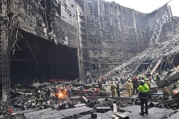 Vụ tấn công khủng bố ở Moscow: Nga xác nhận đã được Mỹ cảnh báo, Đức nói chẳng biết thông tin nào trước Lao động nhập cư Tajikistan ồ ạt rời khỏi Nga sau vụ tấn công nhà hát ở Moscow