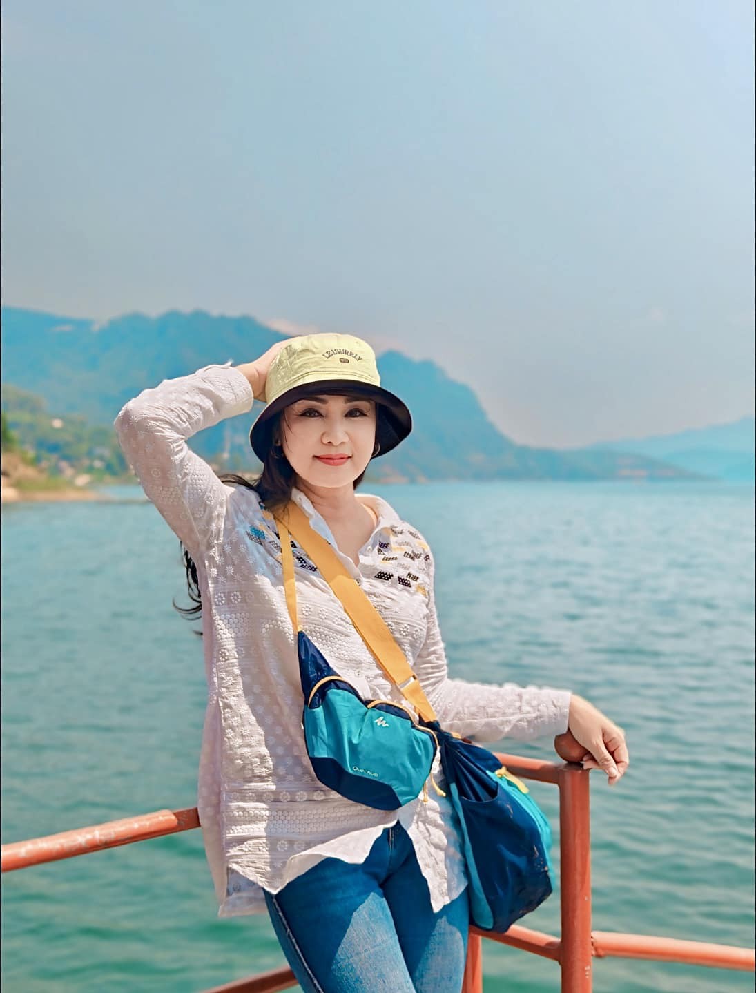 NSND Thu Hà 'trẻ mãi không già'