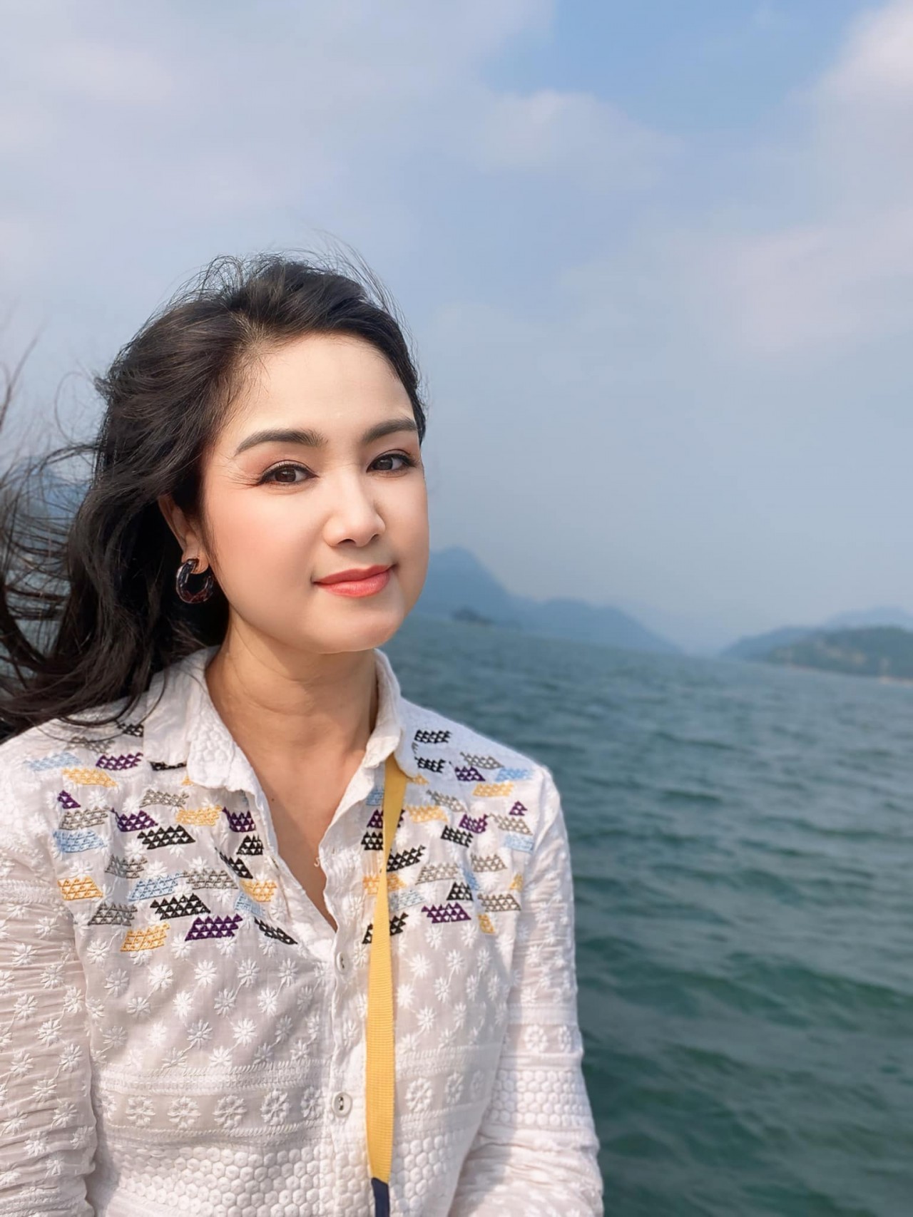 NSND Thu Hà 'trẻ mãi không già'