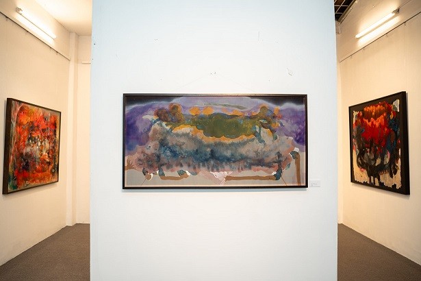 Sáu họa sĩ tài năng góp mặt tại triển lãm 'Nghệ thuật thì dài, thời gian thì chóng qua' Sáu họa sĩ tài năng và triển lãm 'Nghệ thuật thì dài, thời gian thì chóng qua'