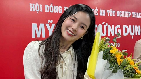 Diễn viên Midu tốt nghiệp Á khoa Thạc sĩ ngành Mỹ thuật ứng dụng