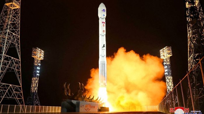 Triều Tiên tuyên bố sẽ phóng vệ tinh do thám