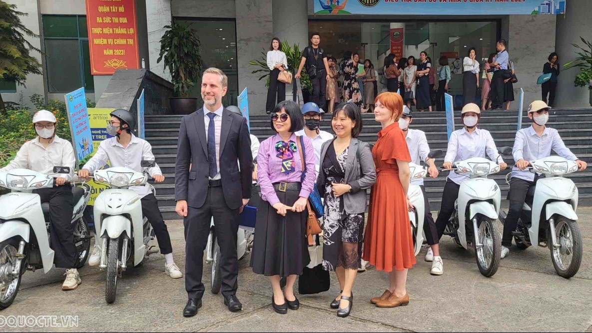 Ra quân về Điều tra dân số và nhà ở giữa kỳ năm 2024