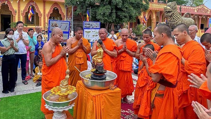 Thủ tướng Chính phủ chúc mừng đồng bào Khmer nhân dịp Tết Chol Chnam Thmay