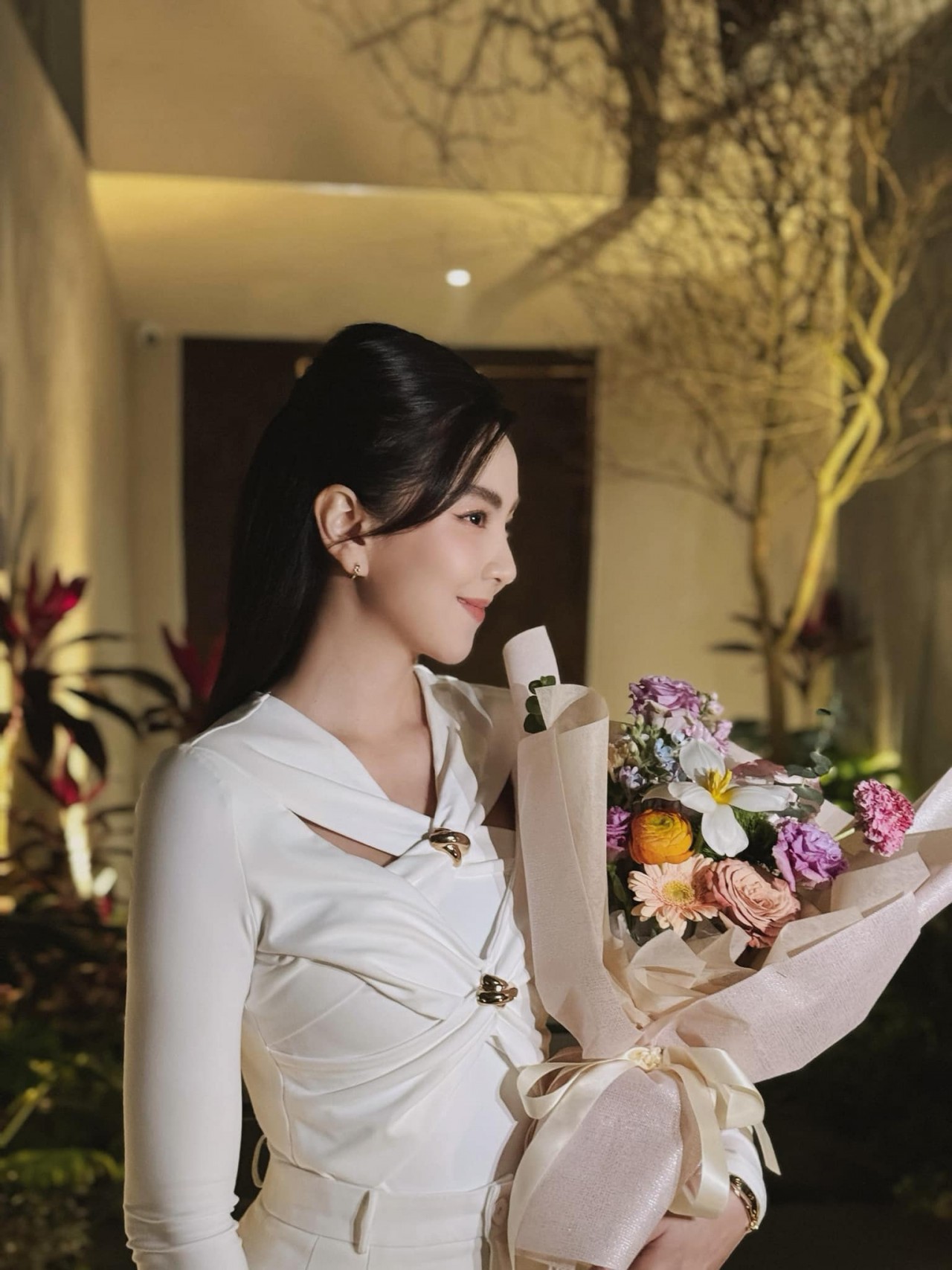 Nhan sắc MC Mai Ngọc