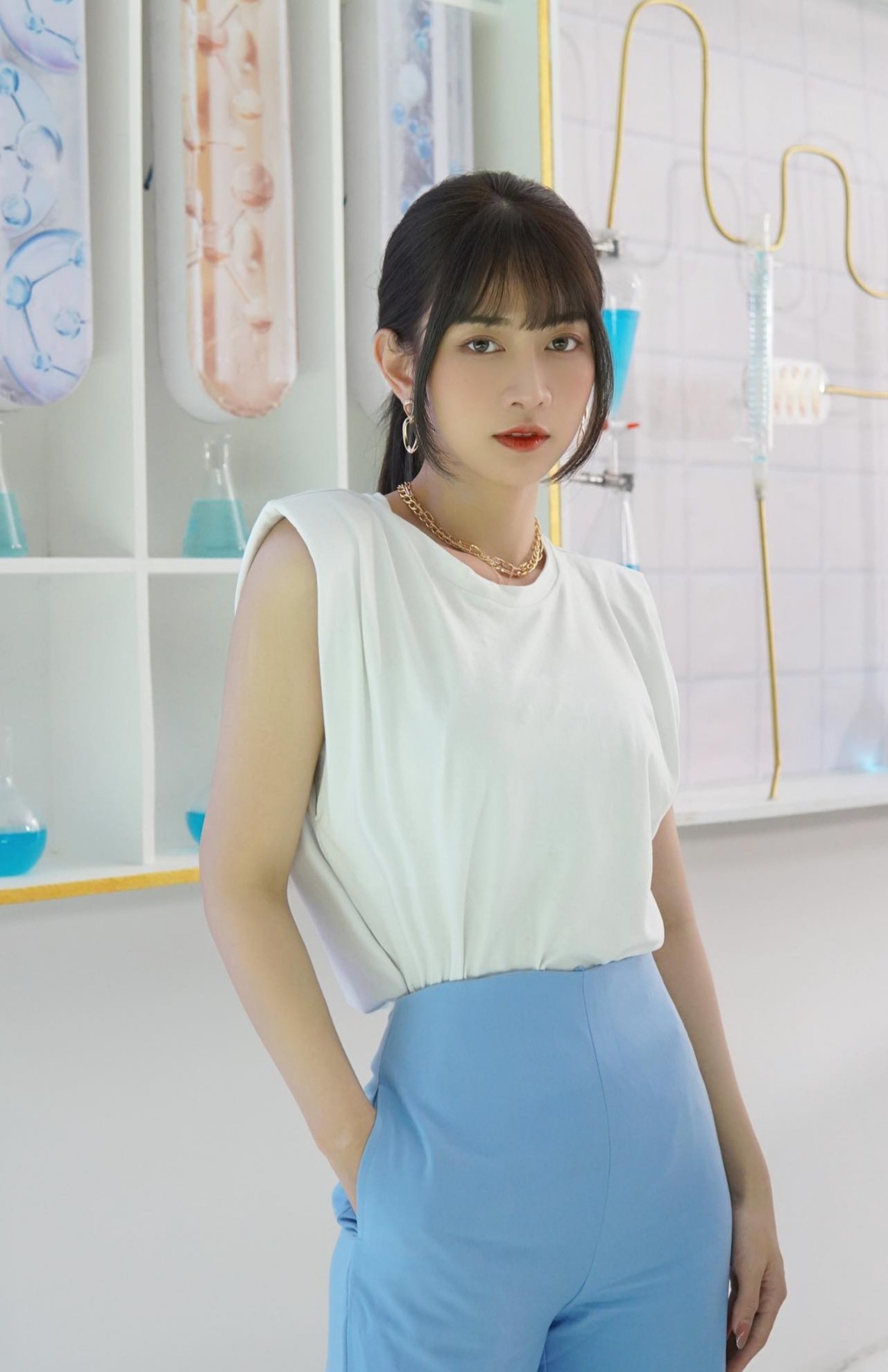 Thổn thức trước nhan sắc đời thường của Lê Bống phim 'Lỡ hẹn với ngày xanh'