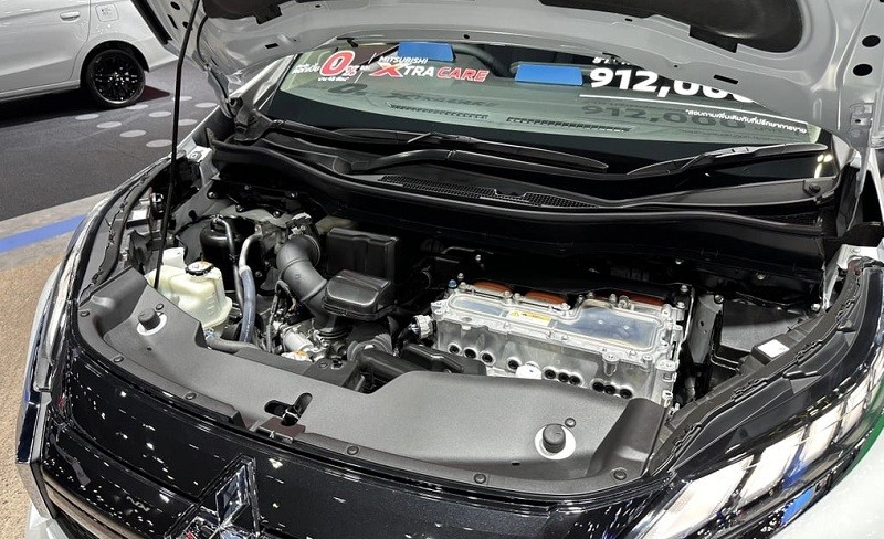 Cận cảnh Mitsubishi Xpander HEV vừa trình làng tại Thái Lan, giá 635 triệu đồng Cận cảnh Mitsubishi Xpander HEV vừa trình làng tại Thái Lan, giá 635 triệu đồng