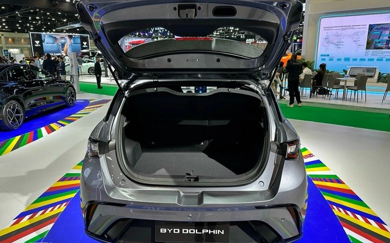 Cận cảnh xe điện BYD Dolphin vừa trình làng tại Thái Lan, giá từ 472 triệu đồng