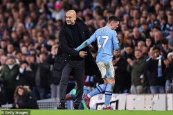 Man City: Phil Foden lập hat-trick, HLV Pep Guardiola hết lời khen học trò