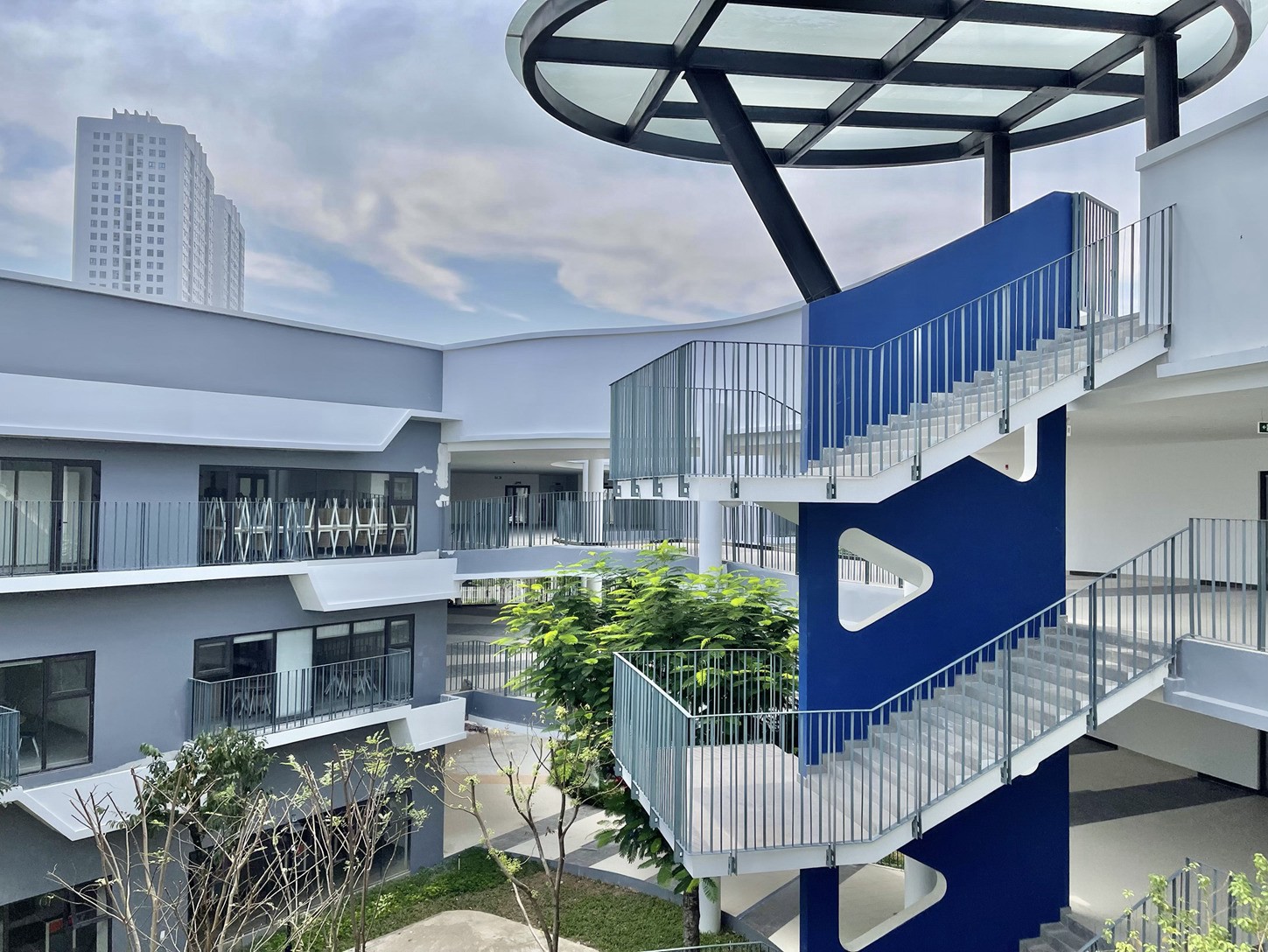 Để học sinh Việt tự tin vươn ra thế giới… Để học sinh Việt tự tin vươn ra thế giới…