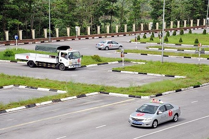 Cấu trúc đề thi giấy phép lái xe các hạng từ ngày 1/6/2024 Cấu trúc đề thi giấy phép lái xe các hạng từ ngày 1/6/2024