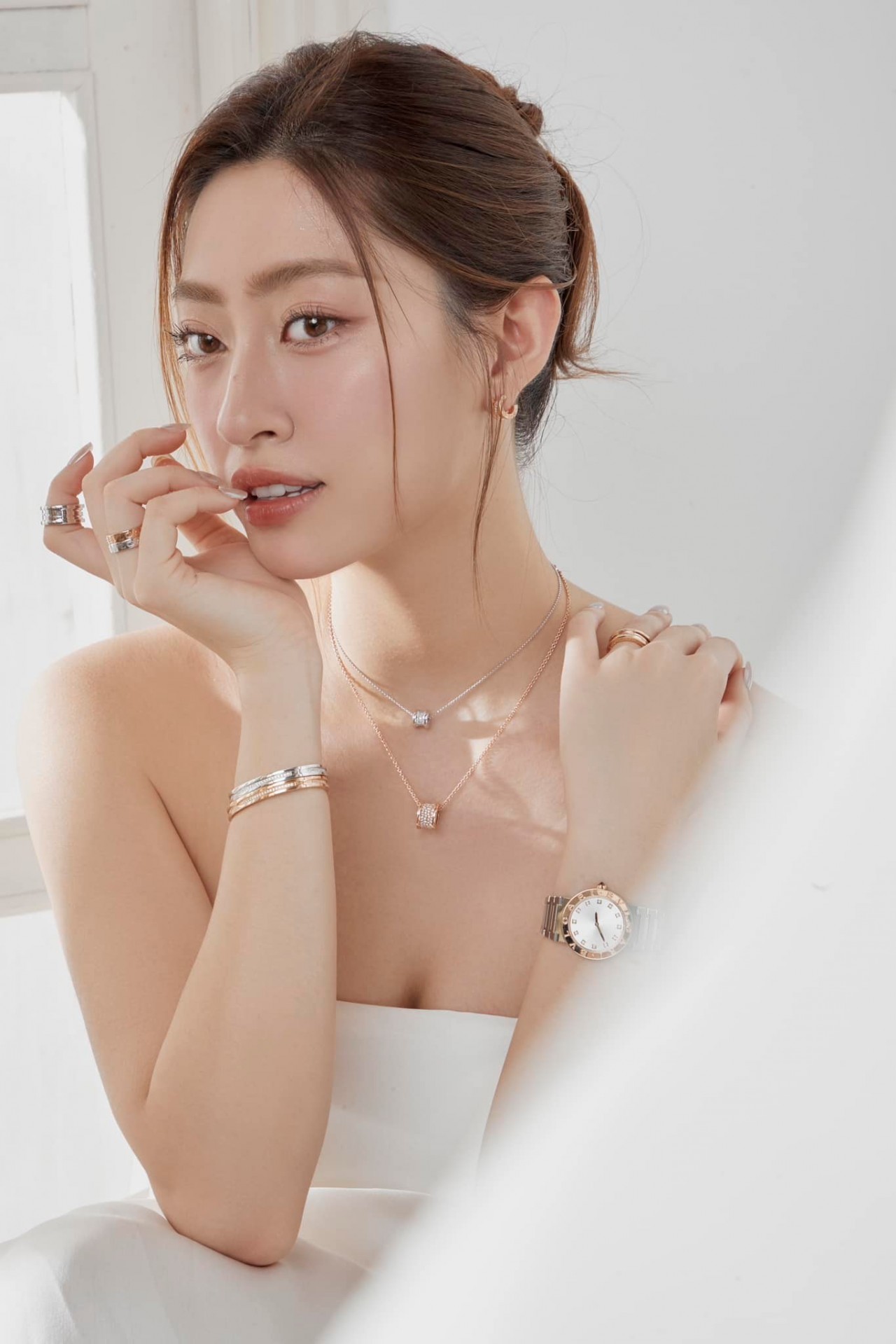 Hoa hậu Lương Thùy Linh Hoa hậu Lương Thùy Linh