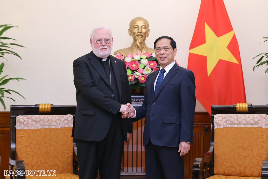 Tháng 7/2023, hai bên thông qua Quy chế hoạt động của Đại diện thường trú và Văn phòng Đại diện thường trú Tòa thánh tại Việt Nam. Đây là bước tiến quan trọng trong bối cảnh quan hệ hai bên phát triển tích cực, là kết quả của quá trình trao đổi trên tinh thần tôn trọng, hợp tác và hiểu biết lẫn nhau.