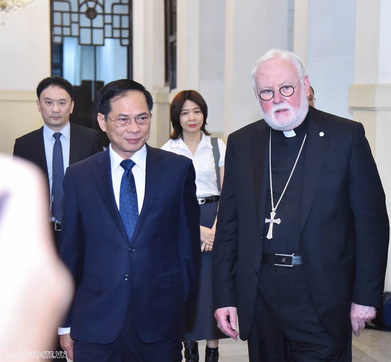 Bộ trưởng Ngoại giao Bùi Thanh Sơn tiếp Bộ trưởng Ngoại giao Tòa thánh Vatican