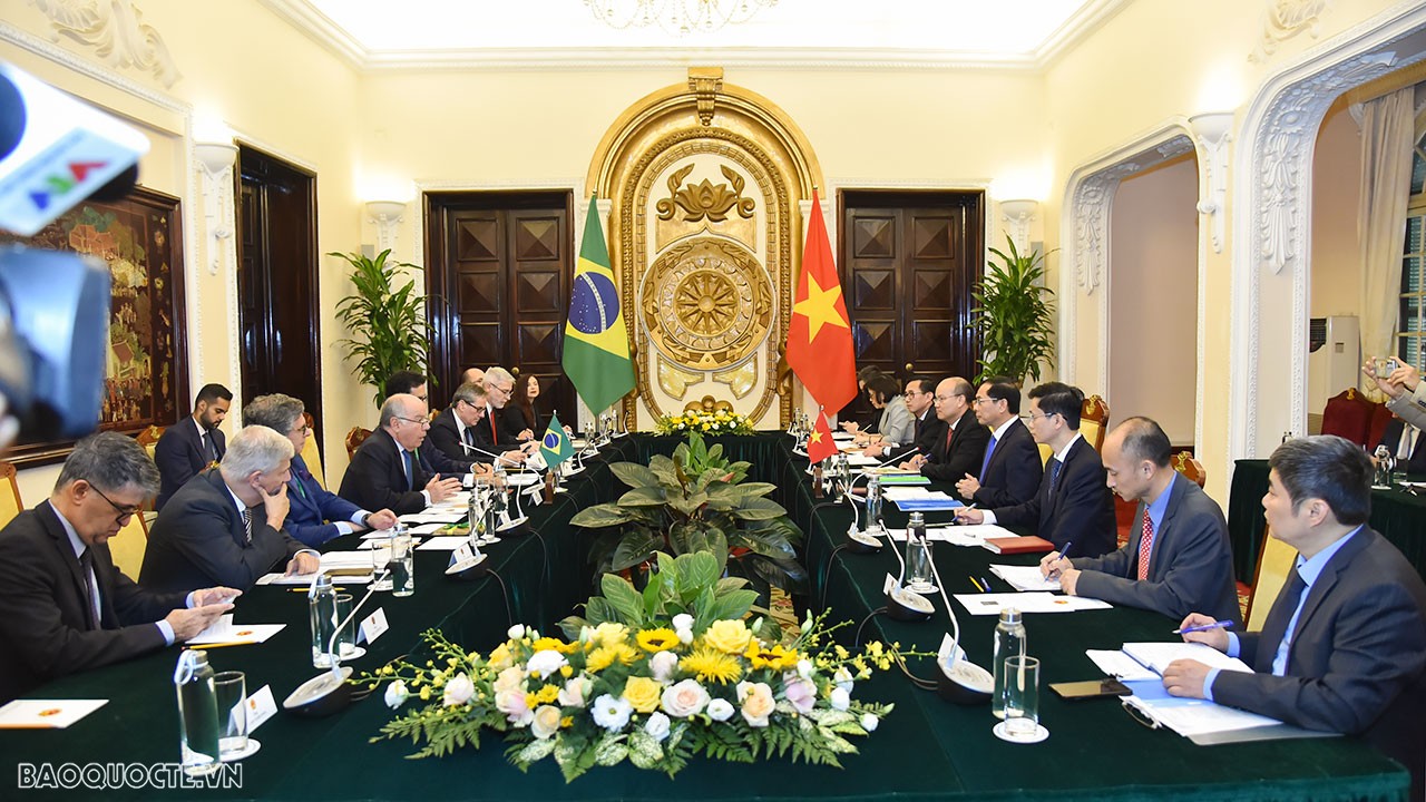 Các lĩnh vực nông nghiệp, khoa học - công nghệ, văn hóa, thể thao, du lịch, giao lưu nhân dân... được hai bên quan tâm thúc đẩy.