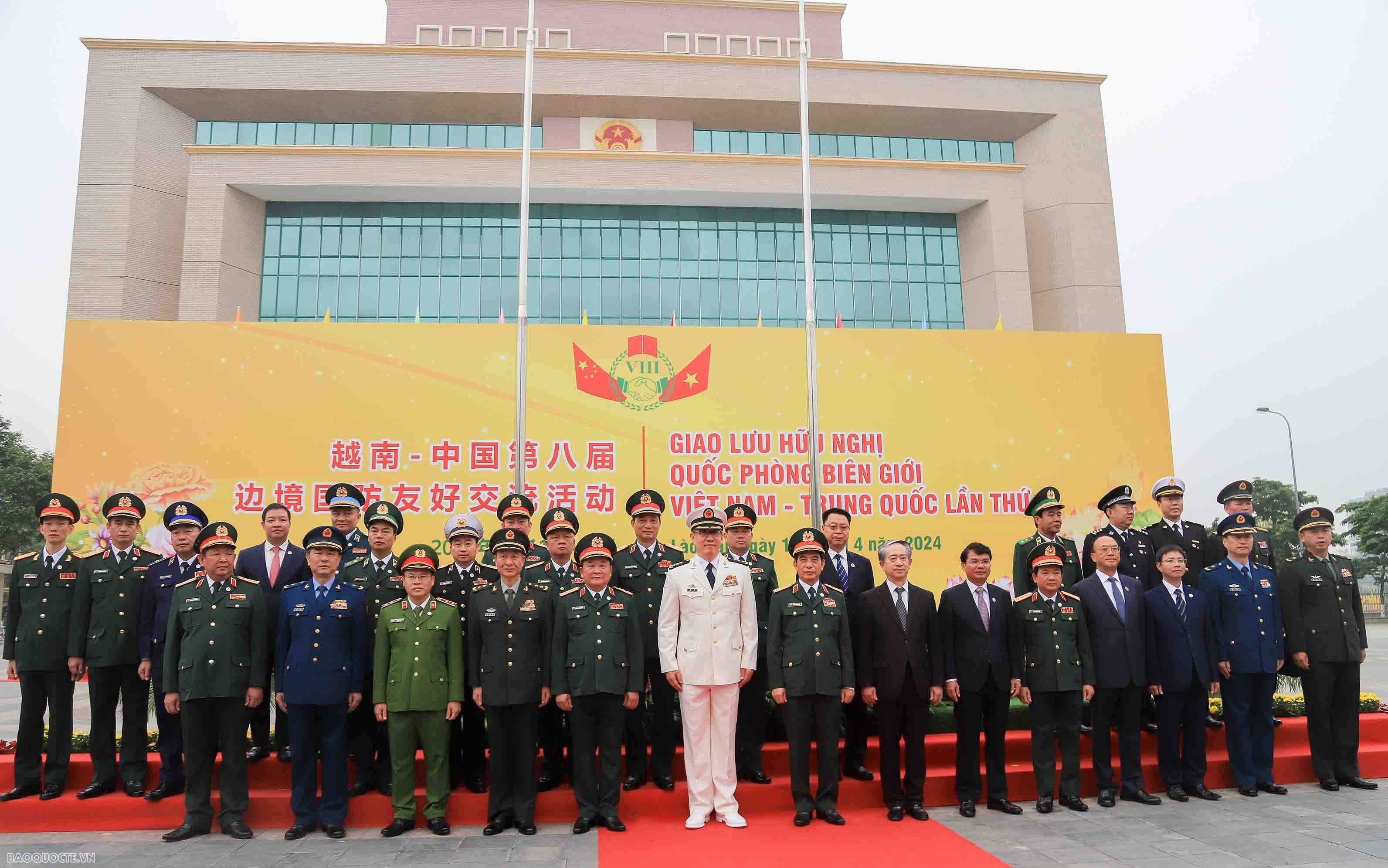 Giao lưu hữu nghị quốc phòng biên giới Việt Nam   Trung Quốc lần thứ 8 chính thức bắt đầu