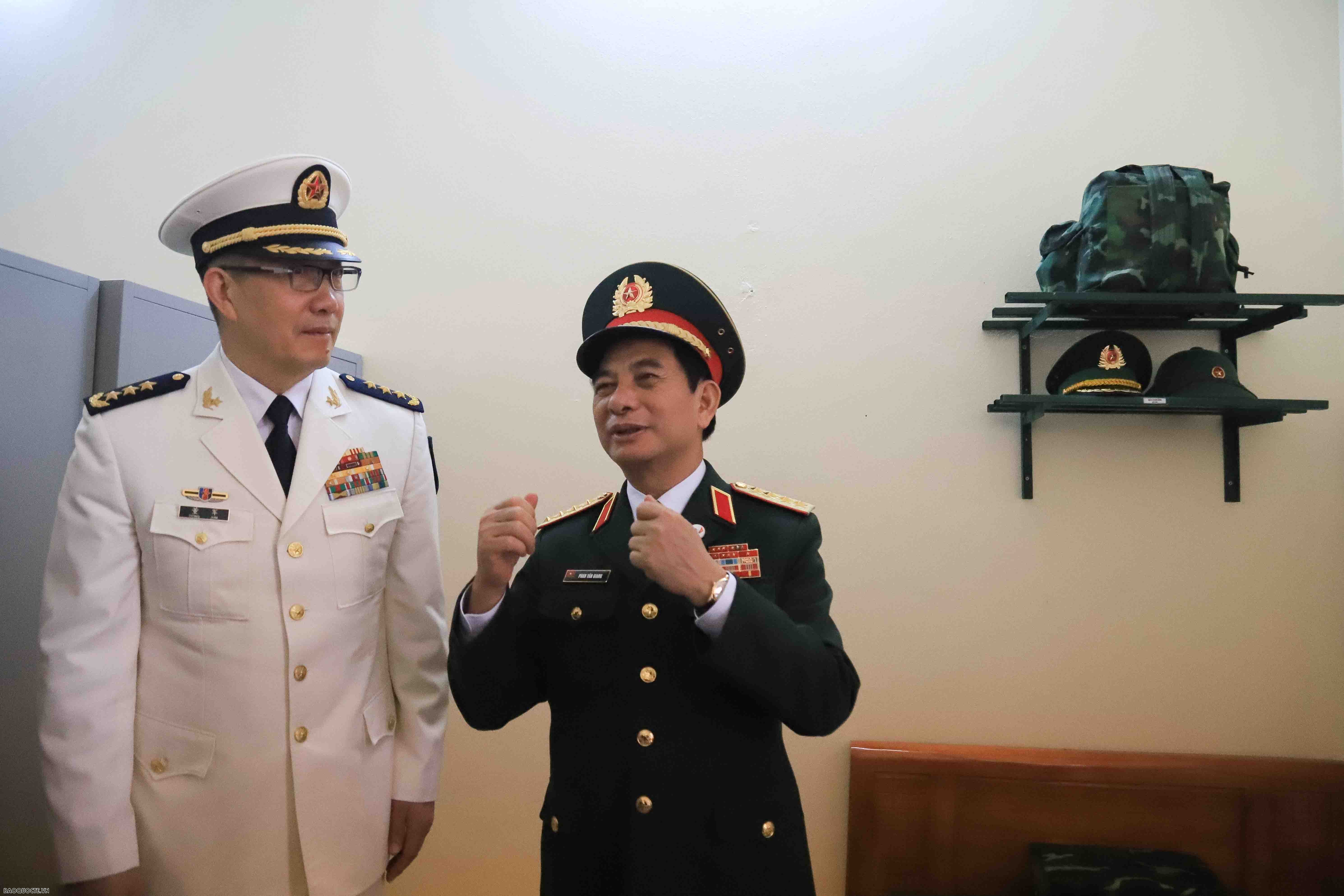 Giao lưu hữu nghị quốc phòng biên giới Việt Nam   Trung Quốc lần thứ 8 chính thức bắt đầu