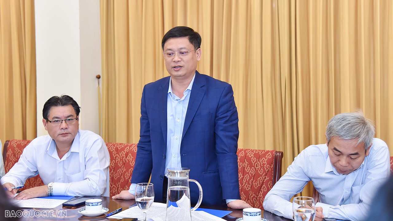 Ngày 11/4/2024, Thứ trưởng Ngoại giao Hà Kim Ngọc làm việc với Lãnh đạo tỉnh Thừa Thiên Huế. (Ảnh: Anh Sơn) Ngày 11/4/2024, Thứ trưởng Ngoại giao Hà Kim Ngọc làm việc với Lãnh đạo tỉnh Thừa Thiên Huế. (Ảnh: Anh Sơn)