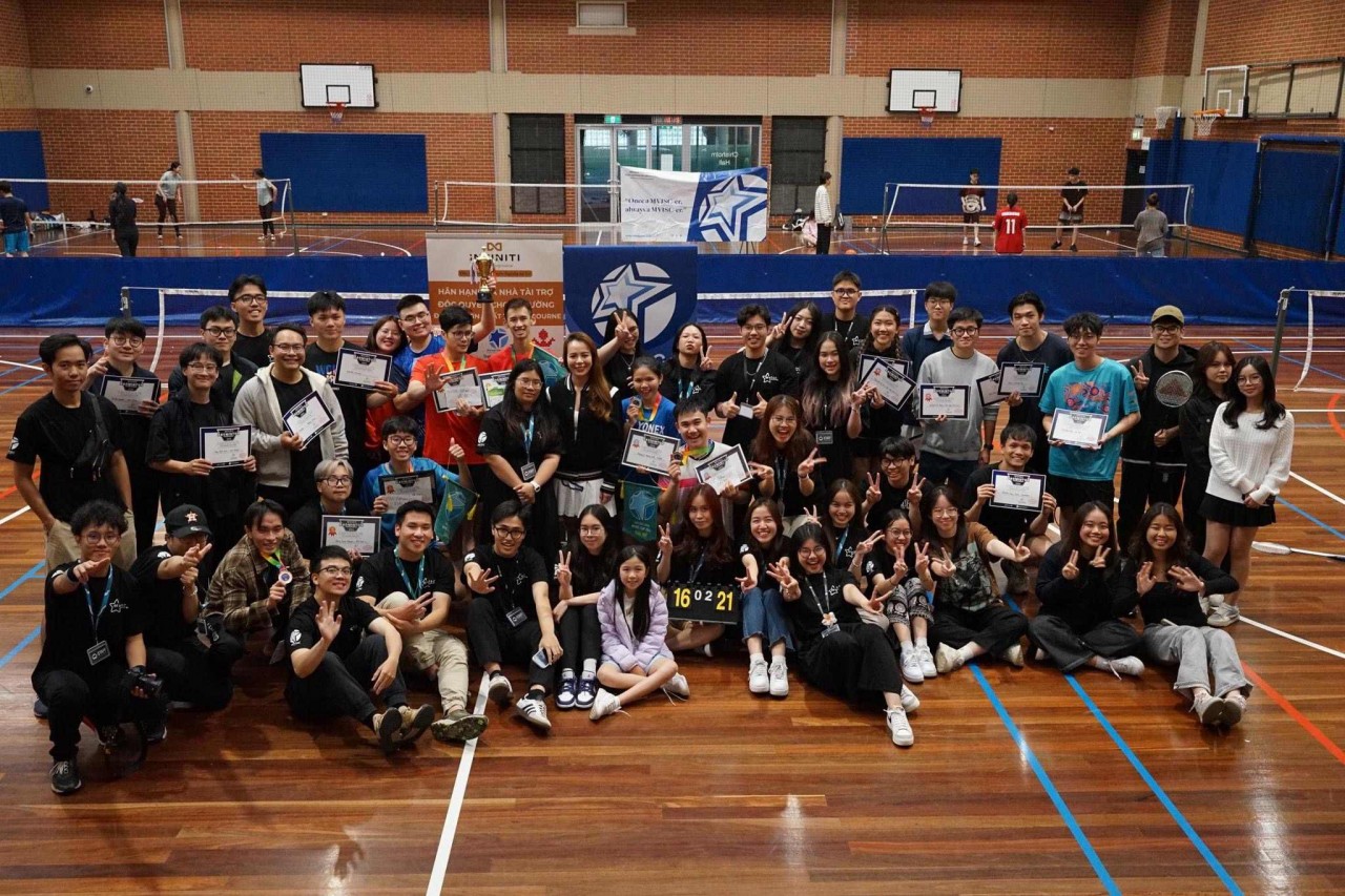 Cộng đồng du học sinh Việt Nam tại Đại học Monash tổ chức giải cầu lông thường niên